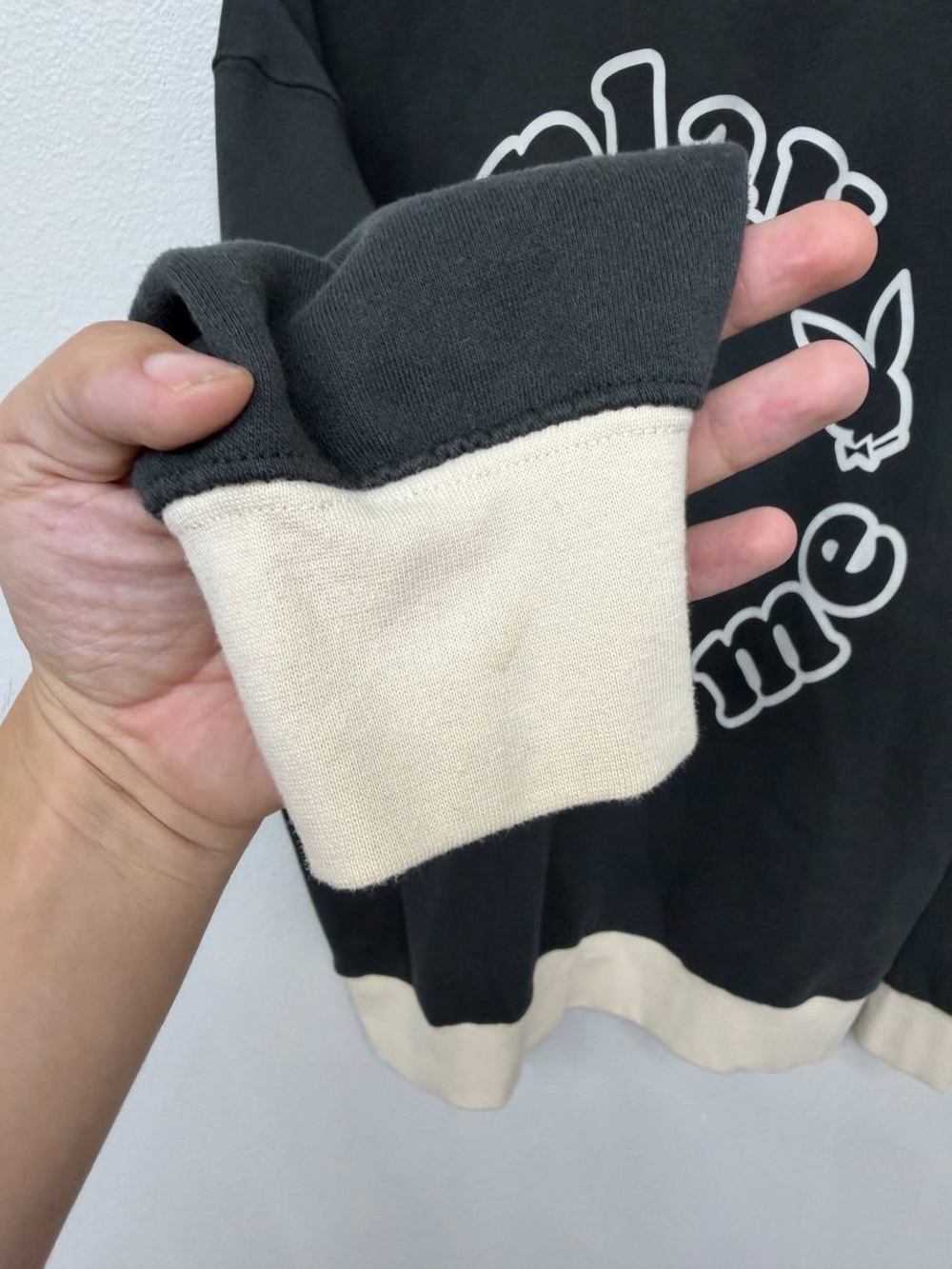 Playboy by PacSun Men’s Graphic Crewneck Sweatshirt Black Beige Oversized - Picture 6 of 9